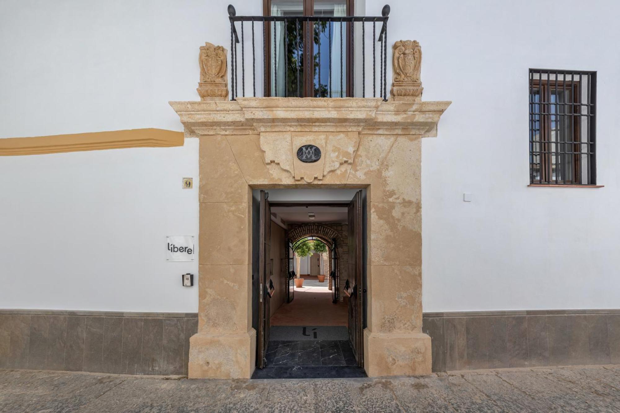 Libere Cordoba Patio Santa Martaホステル エクステリア 写真 Entrance to the museum